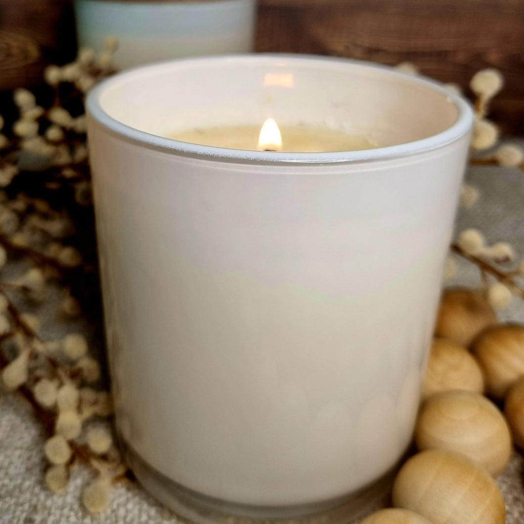 Pink Daisy & Goji Berry- Lovely Candle Collection